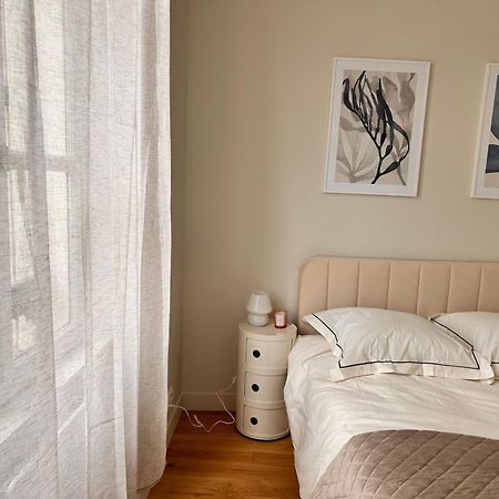 Beautiful, Modern 1-Bed Apartment, 5 Mins Rer A Saint-Germain-en-Laye Ngoại thất bức ảnh
