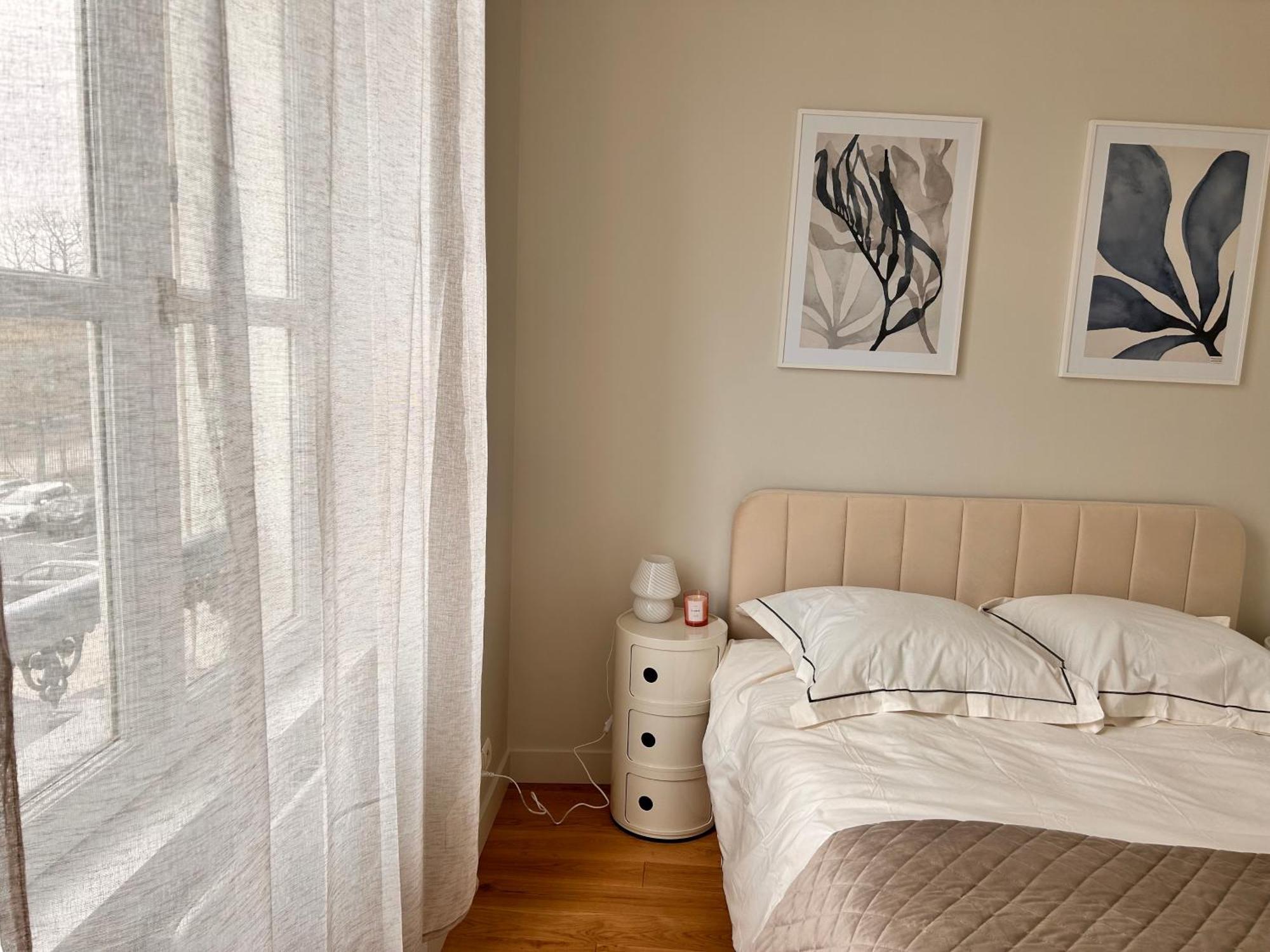 Beautiful, Modern 1-Bed Apartment, 5 Mins Rer A Saint-Germain-en-Laye Ngoại thất bức ảnh