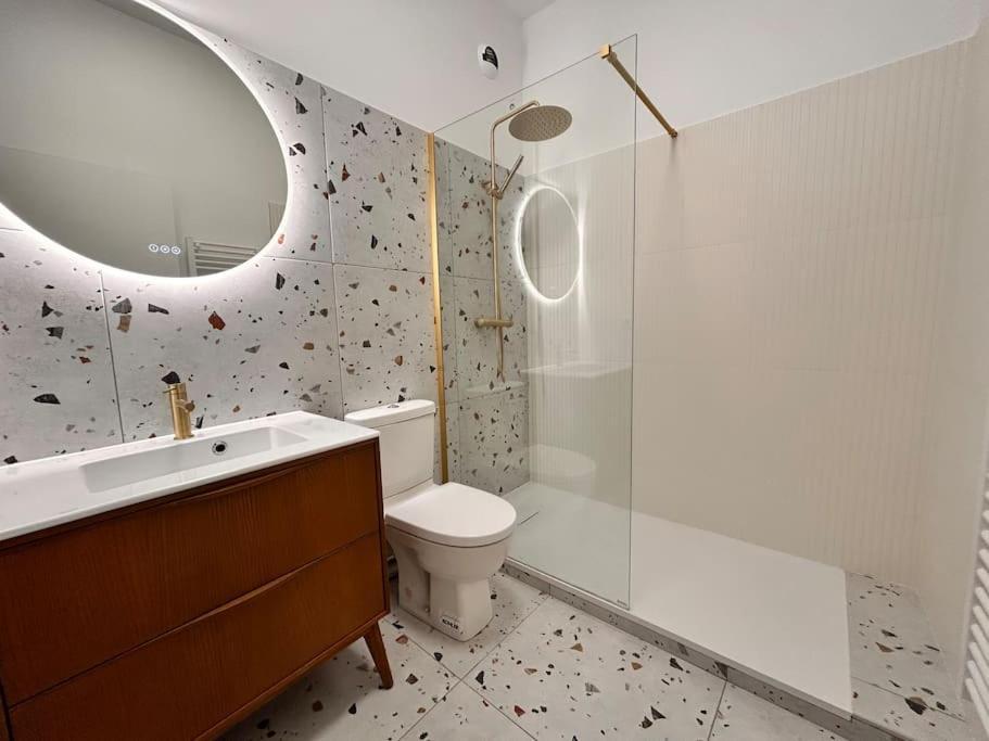 Beautiful, Modern 1-Bed Apartment, 5 Mins Rer A Saint-Germain-en-Laye Ngoại thất bức ảnh