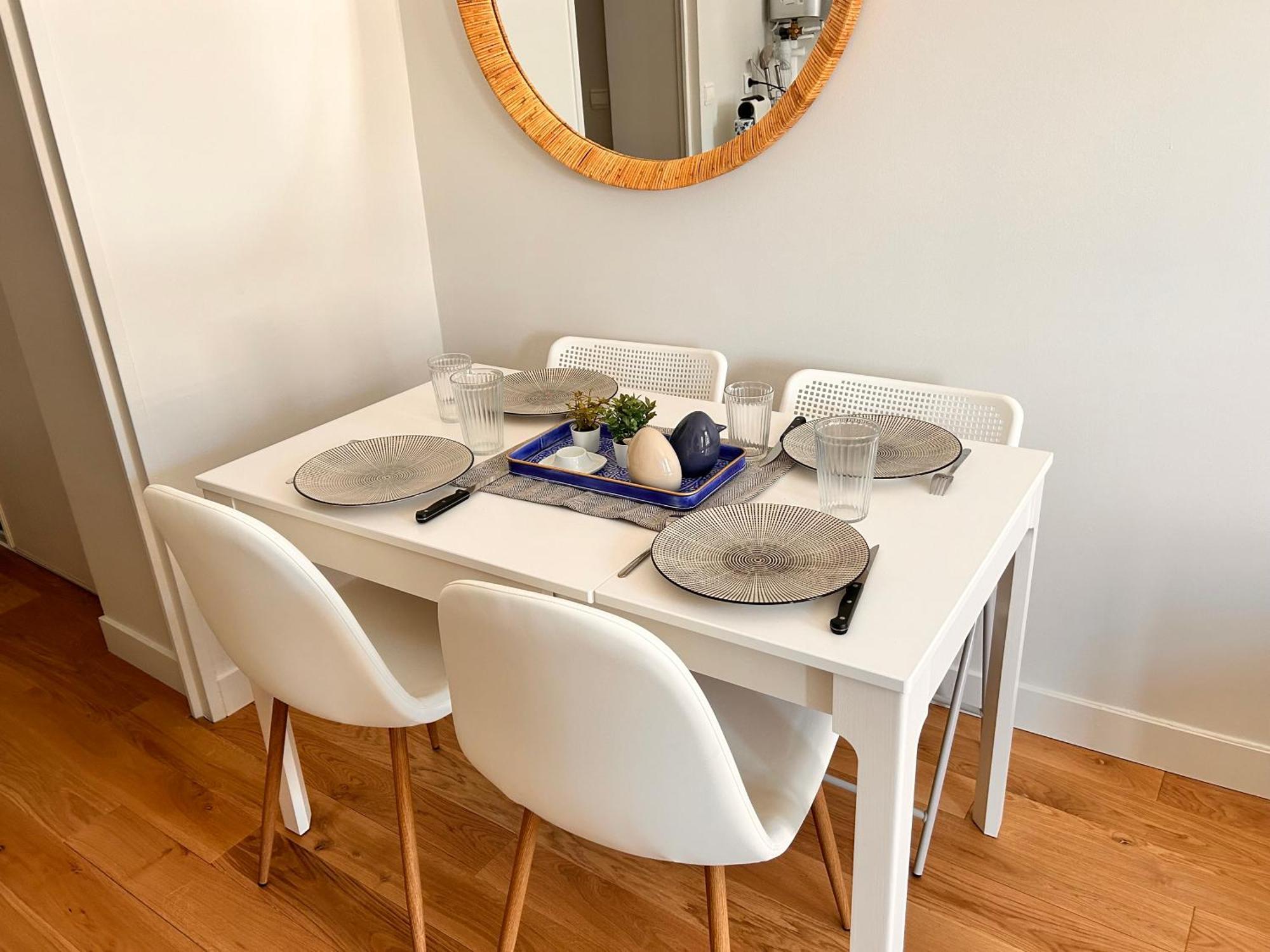 Beautiful, Modern 1-Bed Apartment, 5 Mins Rer A Saint-Germain-en-Laye Ngoại thất bức ảnh