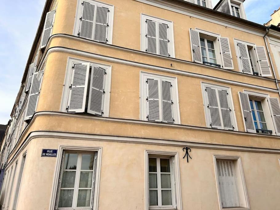 Beautiful, Modern 1-Bed Apartment, 5 Mins Rer A Saint-Germain-en-Laye Ngoại thất bức ảnh